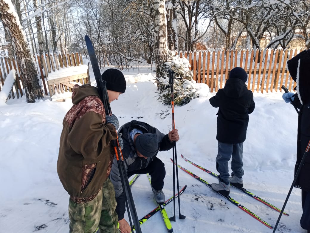 День зимних видов спорта: лыжные гонки День зимних видов спорта: лыжные гонки.